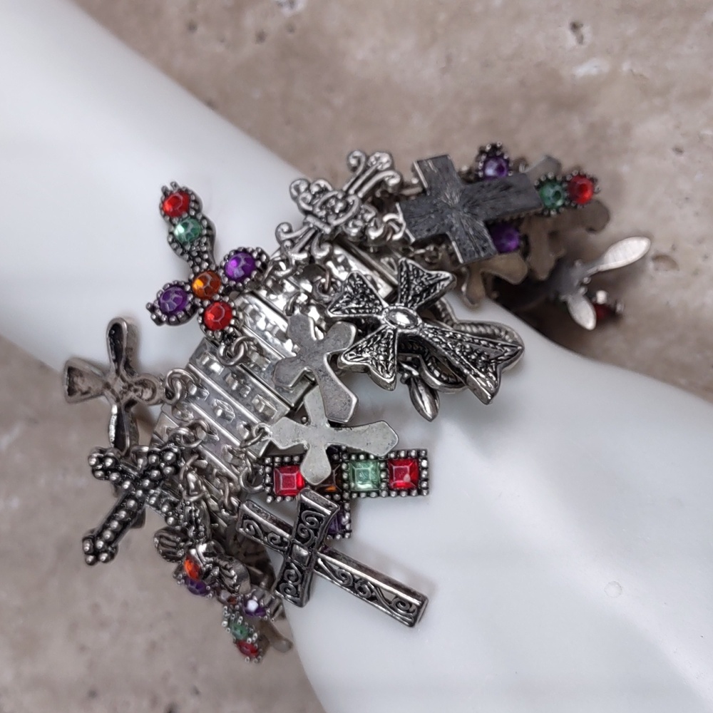 Cross Charm Cha Cha Bracelet
